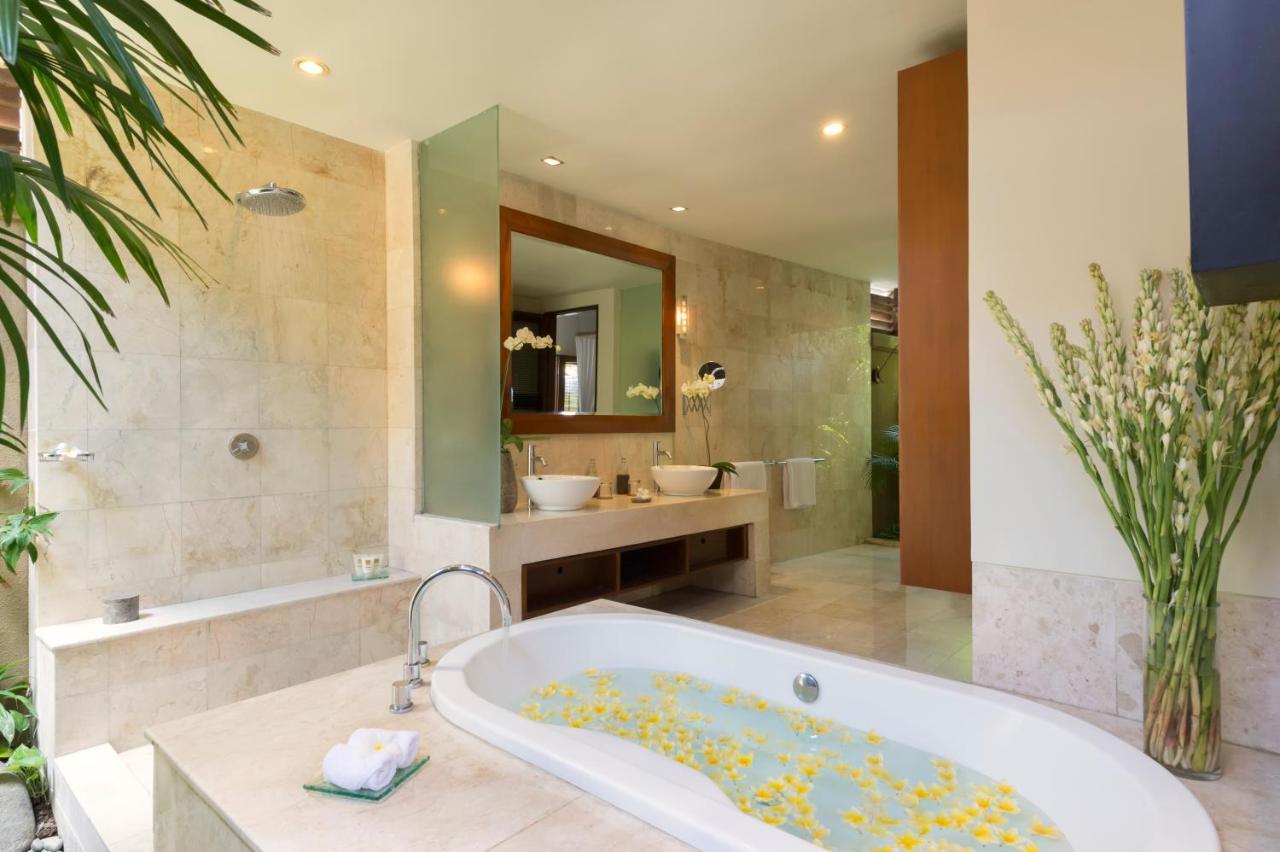 Lakshmi Luxury Villas, Walk To The Beach And Seminyak Shopping Exterior photo