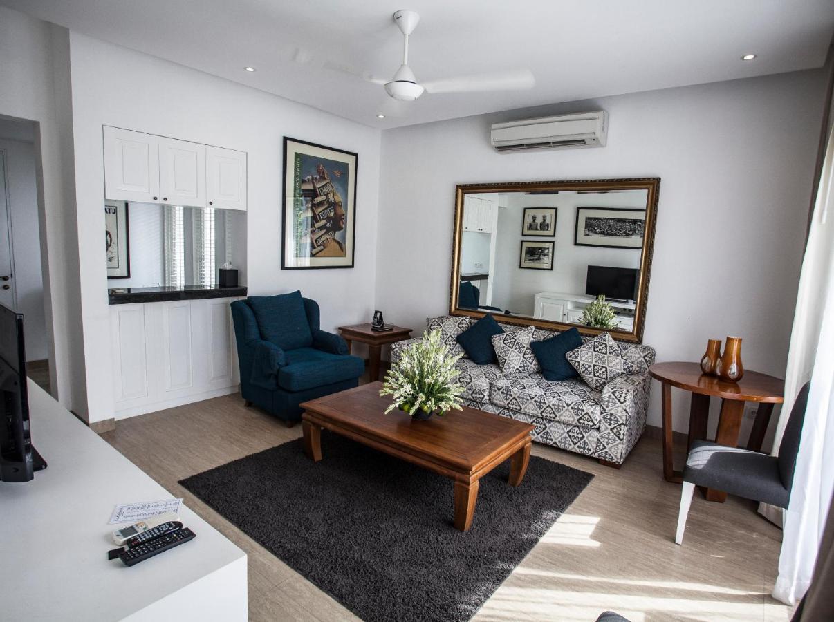 Lakshmi Luxury Villas, Walk To The Beach And Seminyak Shopping Exterior photo